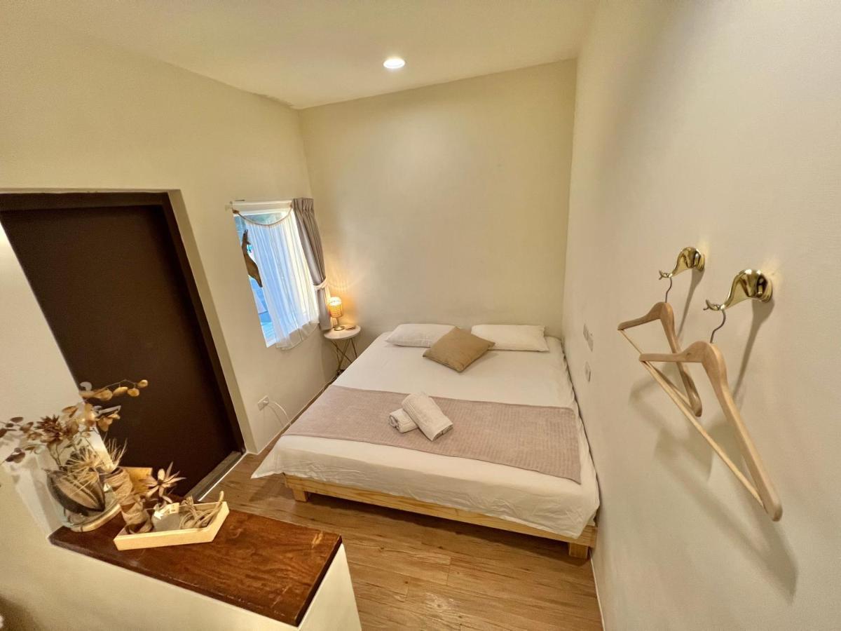W24墾丁民宿墾丁大街一館bnb Buitenkant foto